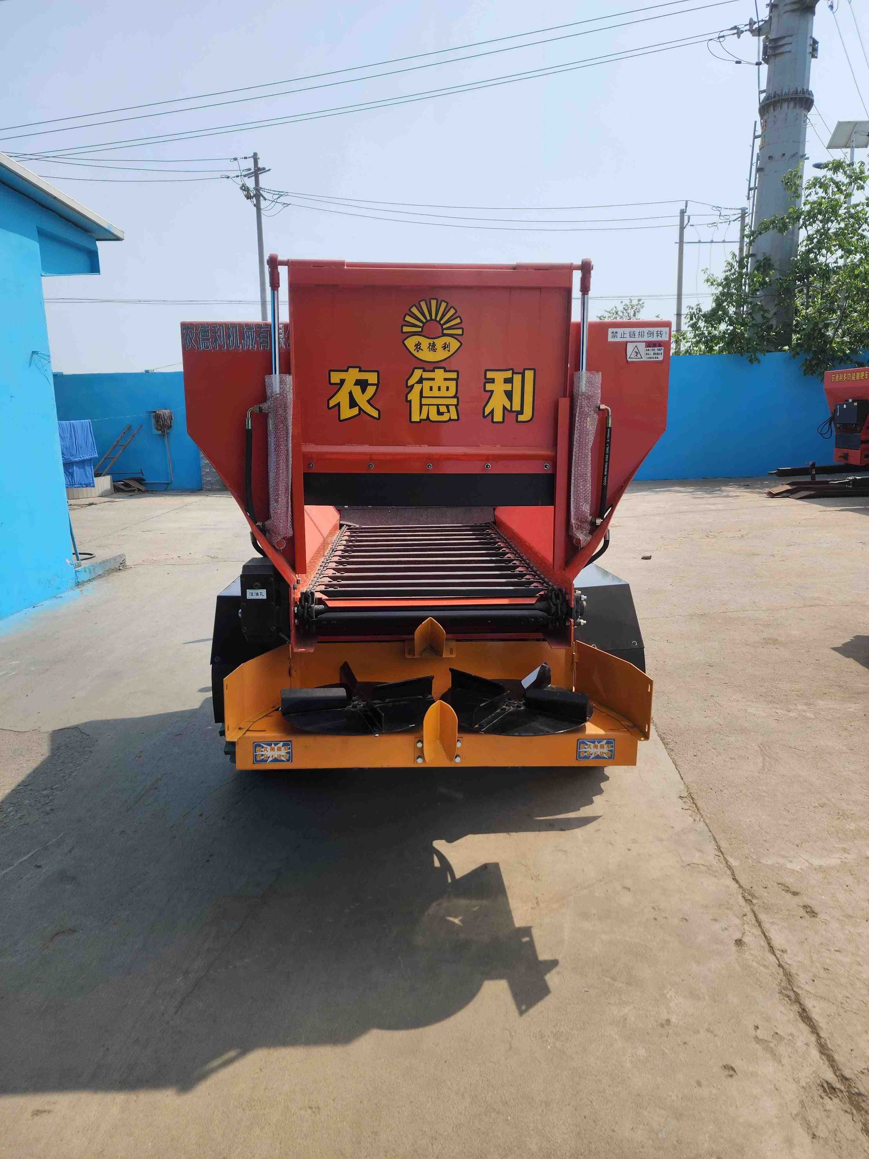 漳州市大棚撒粪车牵引撒粪车 - 哪里好